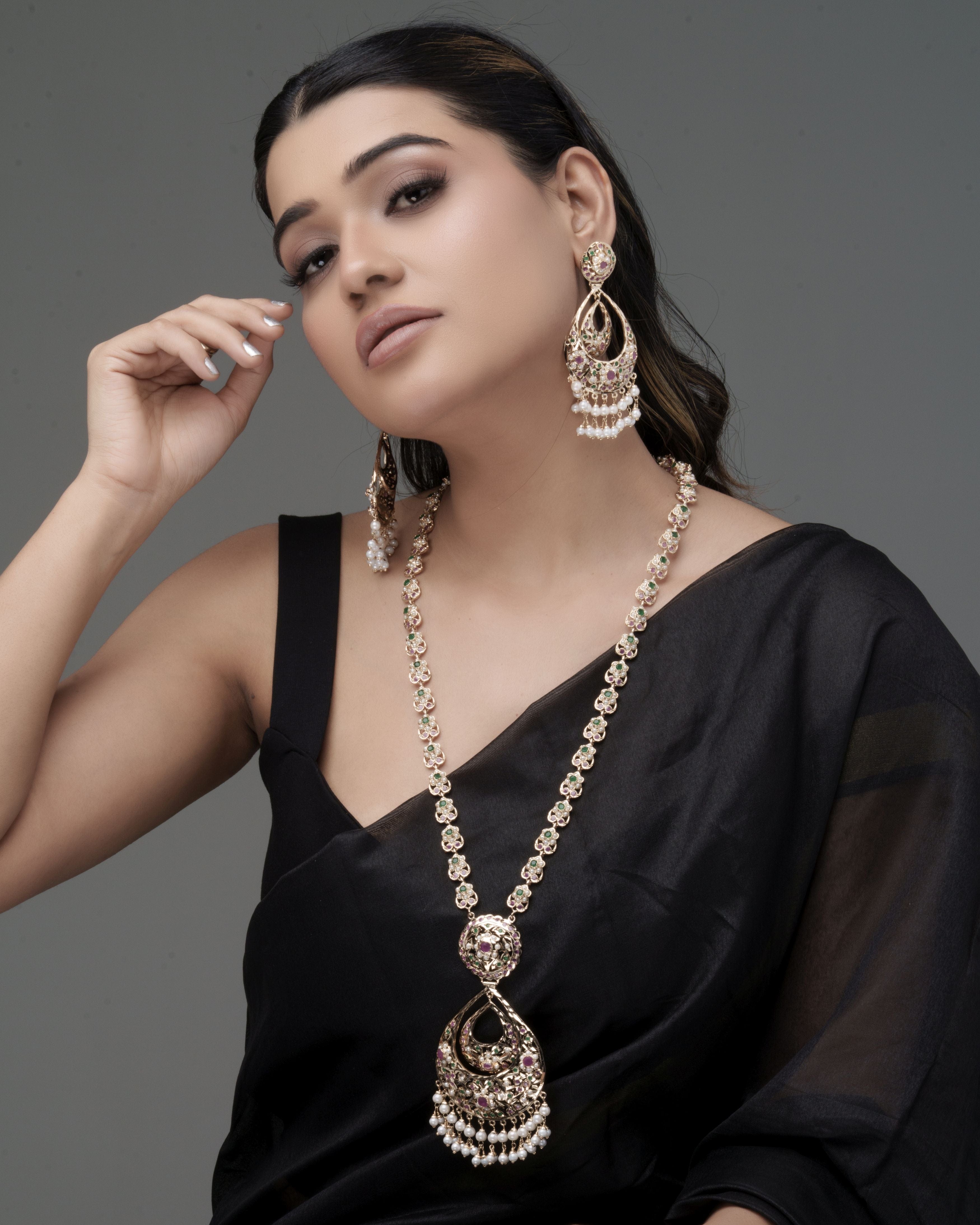 Majestic Teardrop Handmade Jadau Pearl Necklace & Earrings Set
