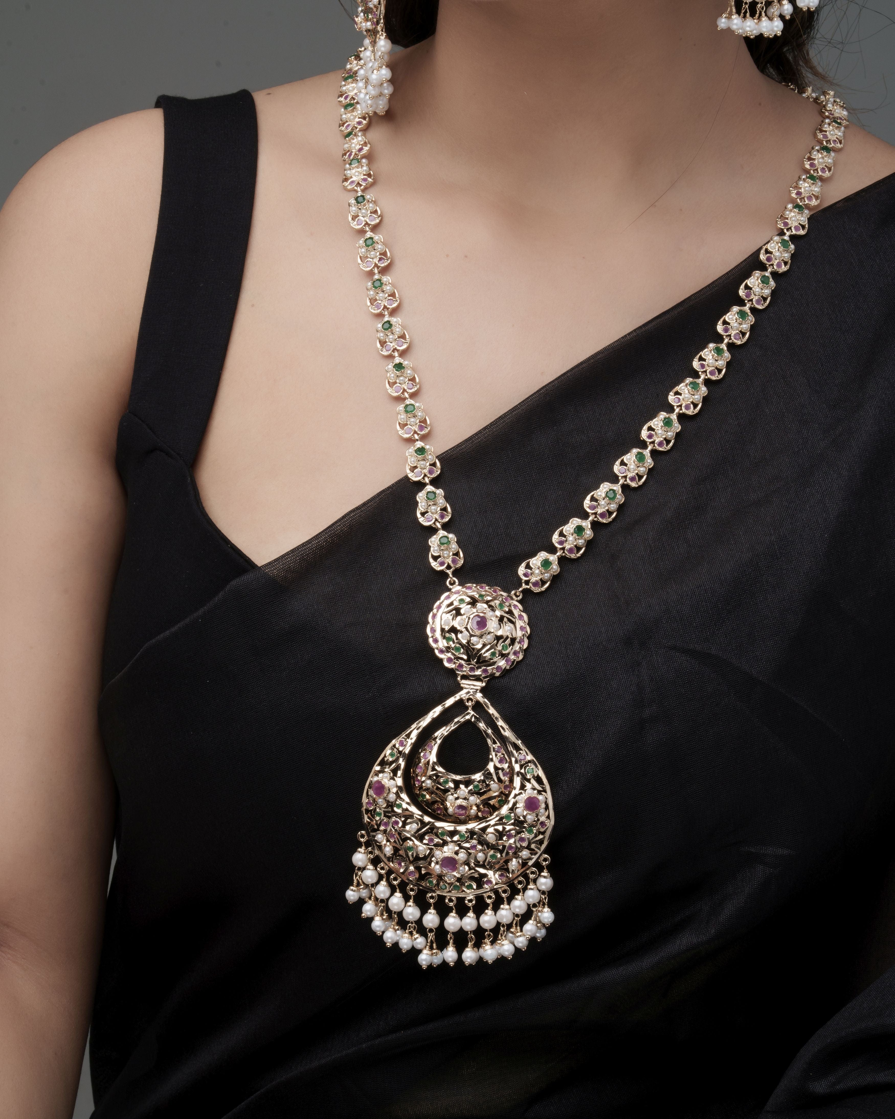 Majestic Teardrop Handmade Jadau Pearl Necklace & Earrings Set