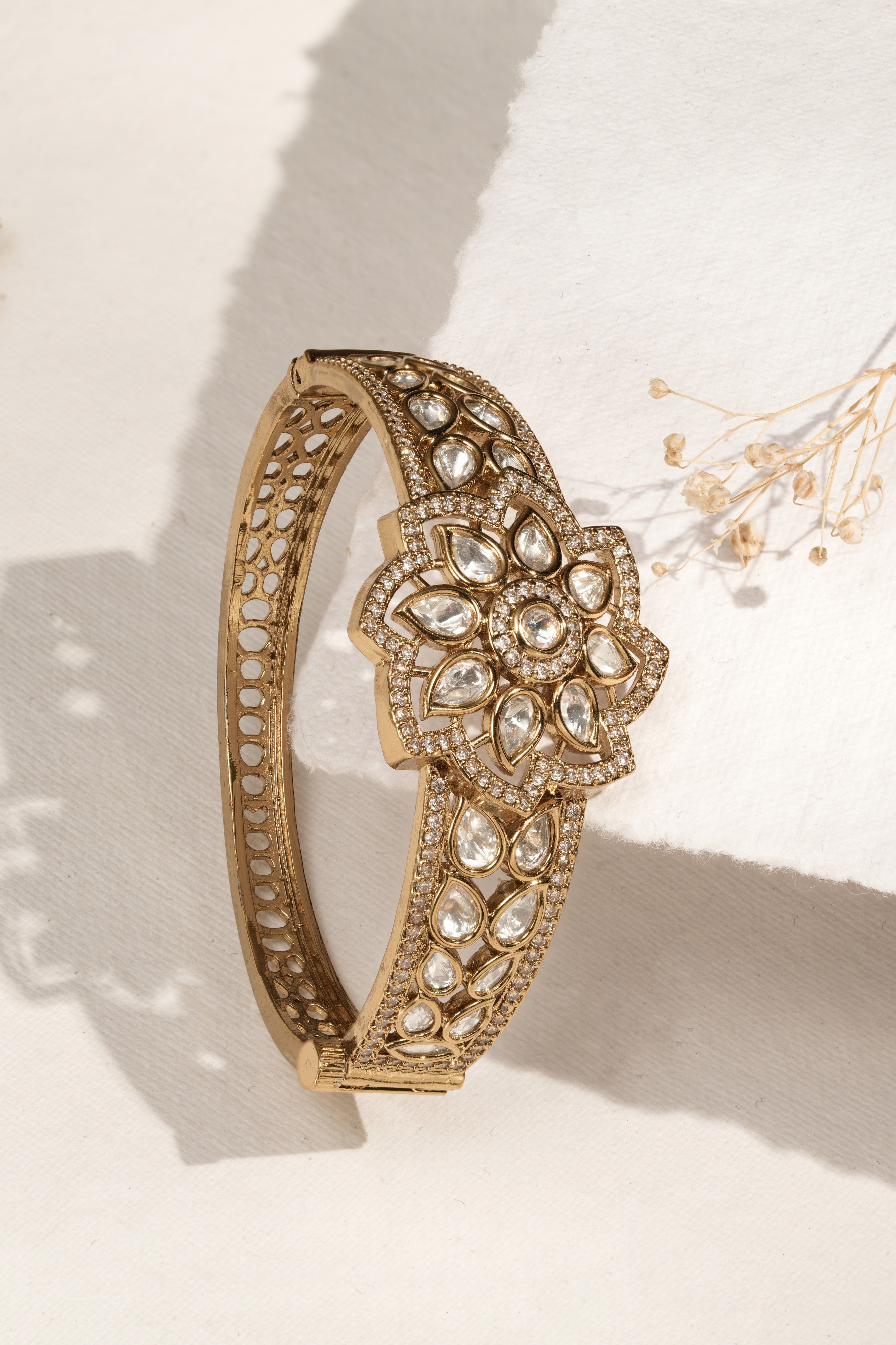 Radiant Floral Centerpiece Bracelet