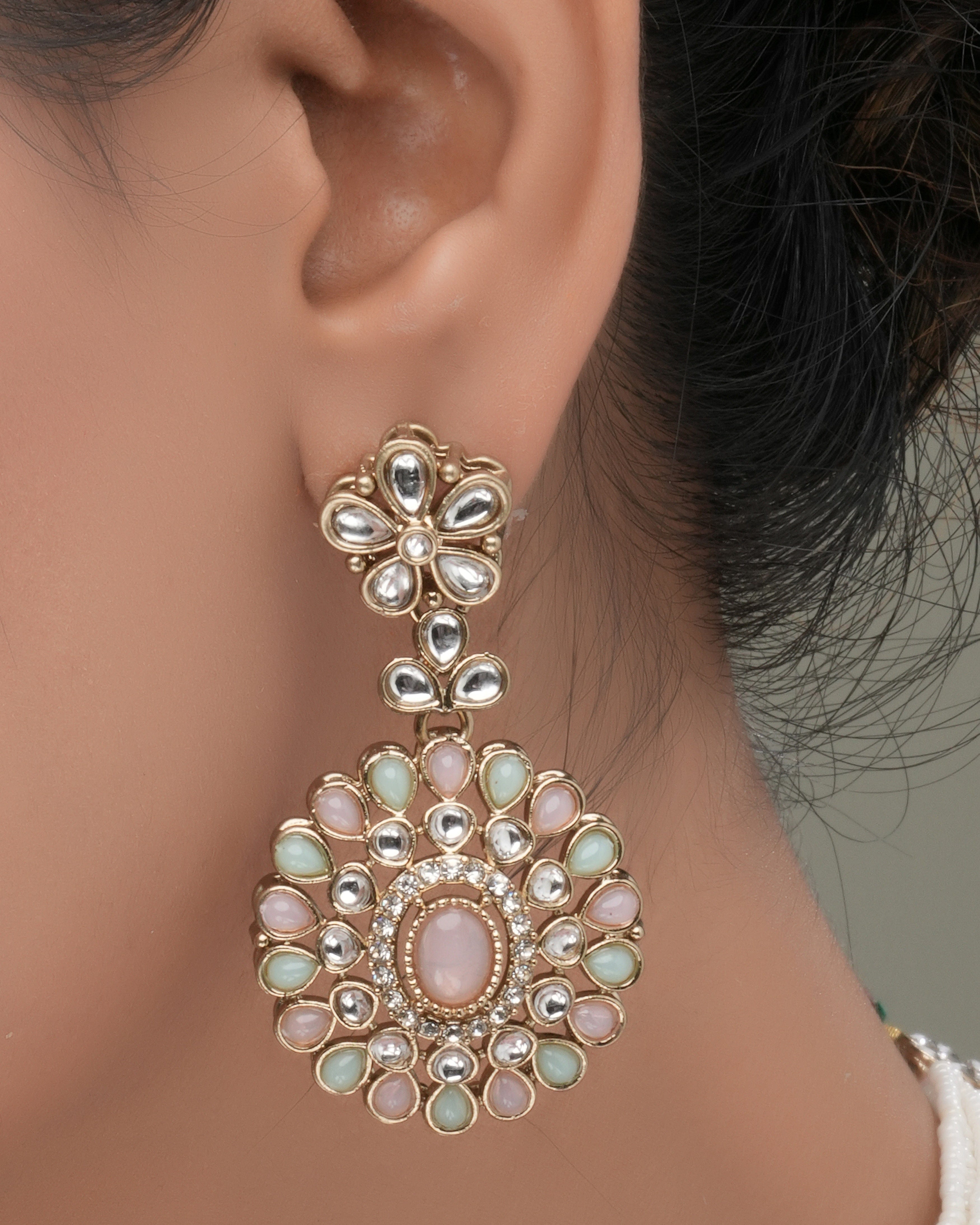 Pastel Radiance – Pink & Mint Beaded Zedex Kundan Necklace