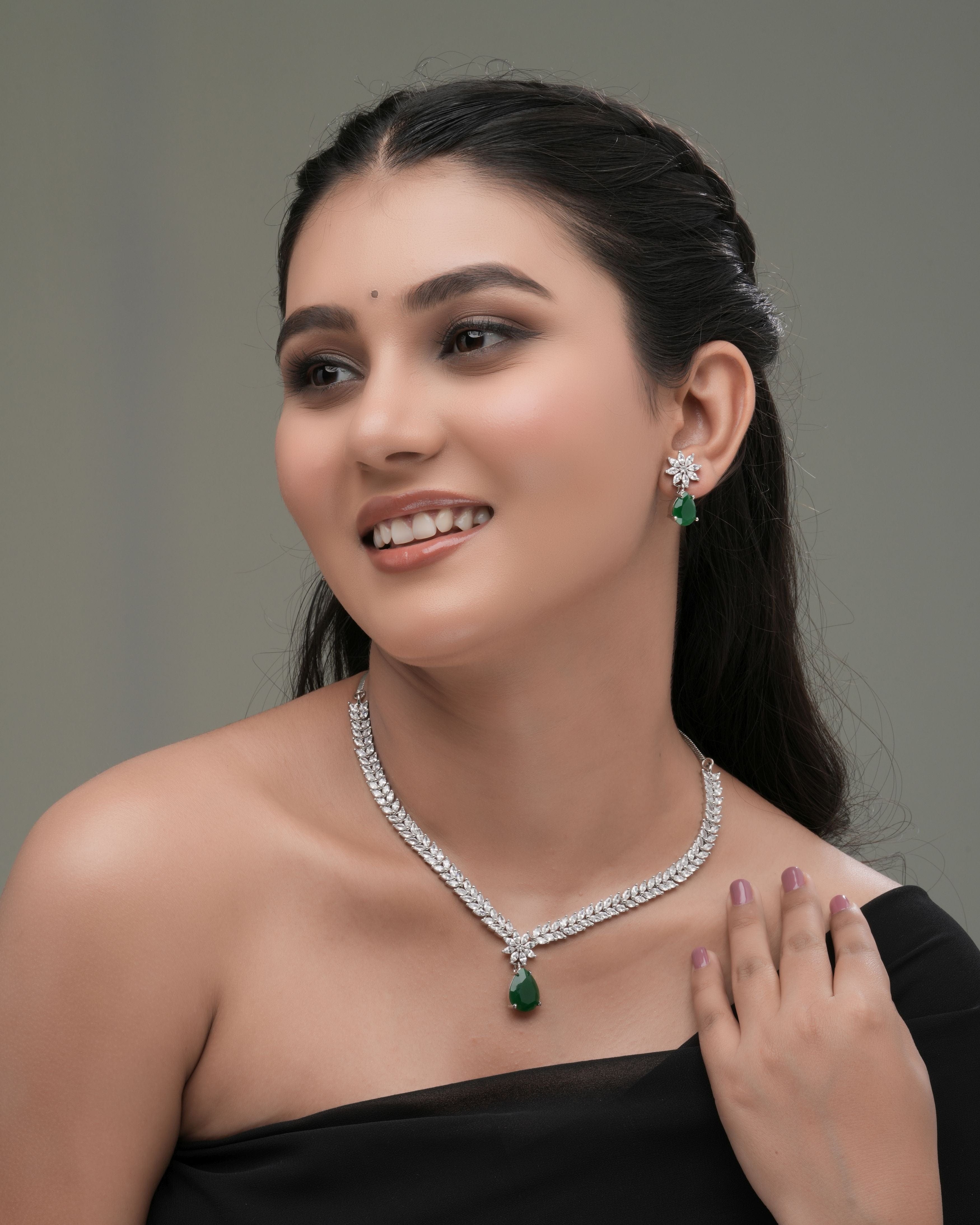 Interchangeable Emerald/Ruby/Sappire Blue/Crystal Elegance Necklace & Earrings Set