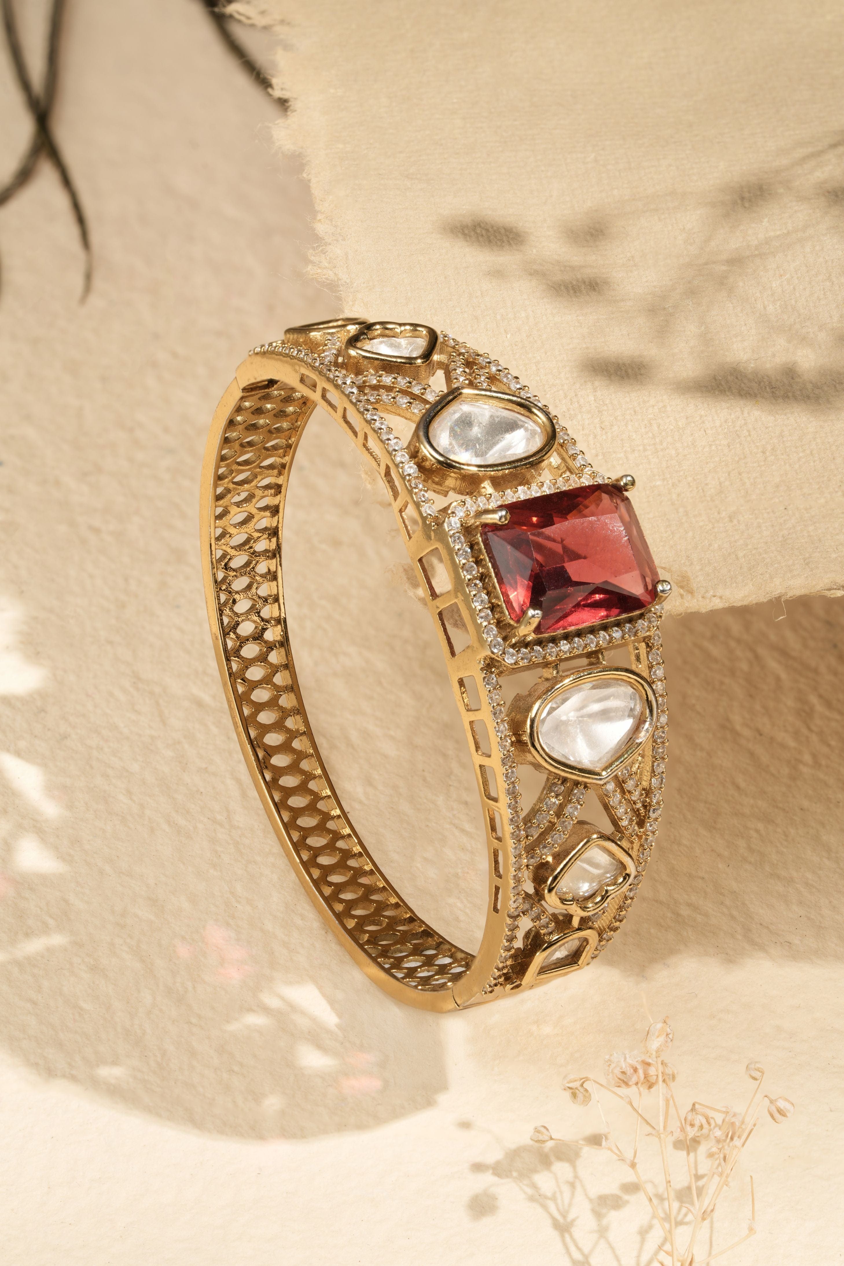 Crimson Radiance Openable Bracelet