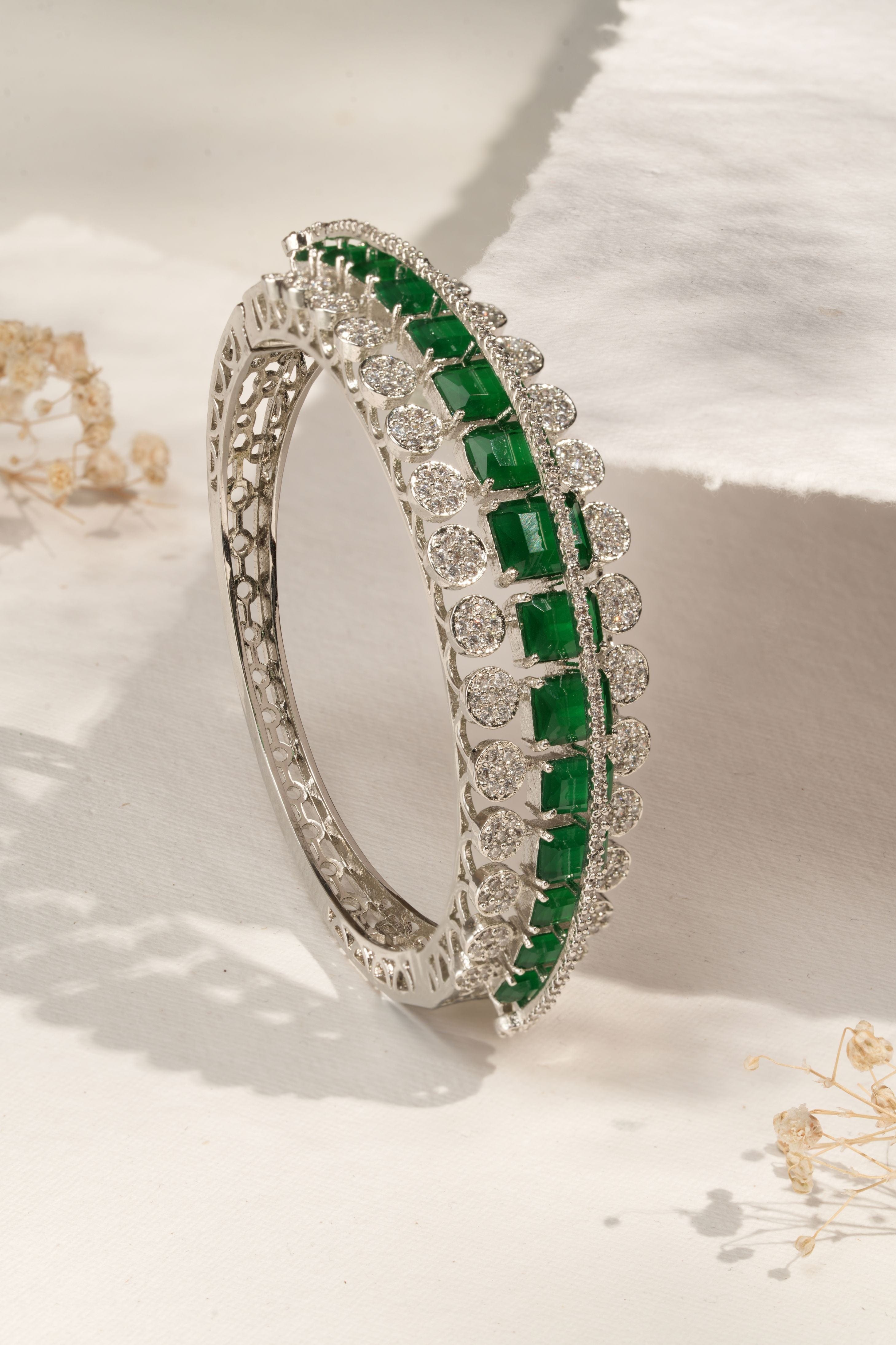 Elegant Radiance – Luxe Semi precious Emerald  Colored Stone Inlay Openable Braclet with CZ
