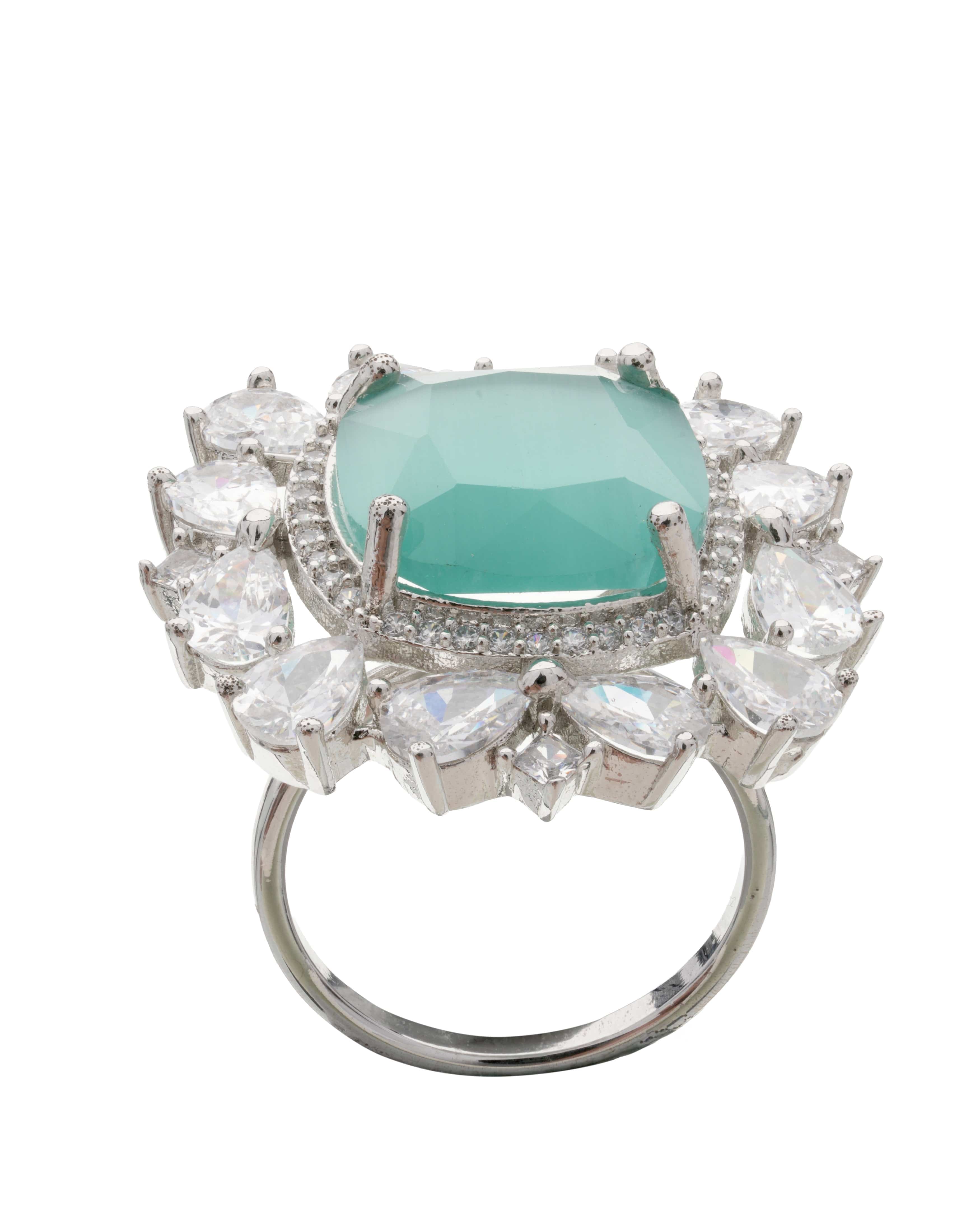 Emerald Grandeur Dual Halo Ring