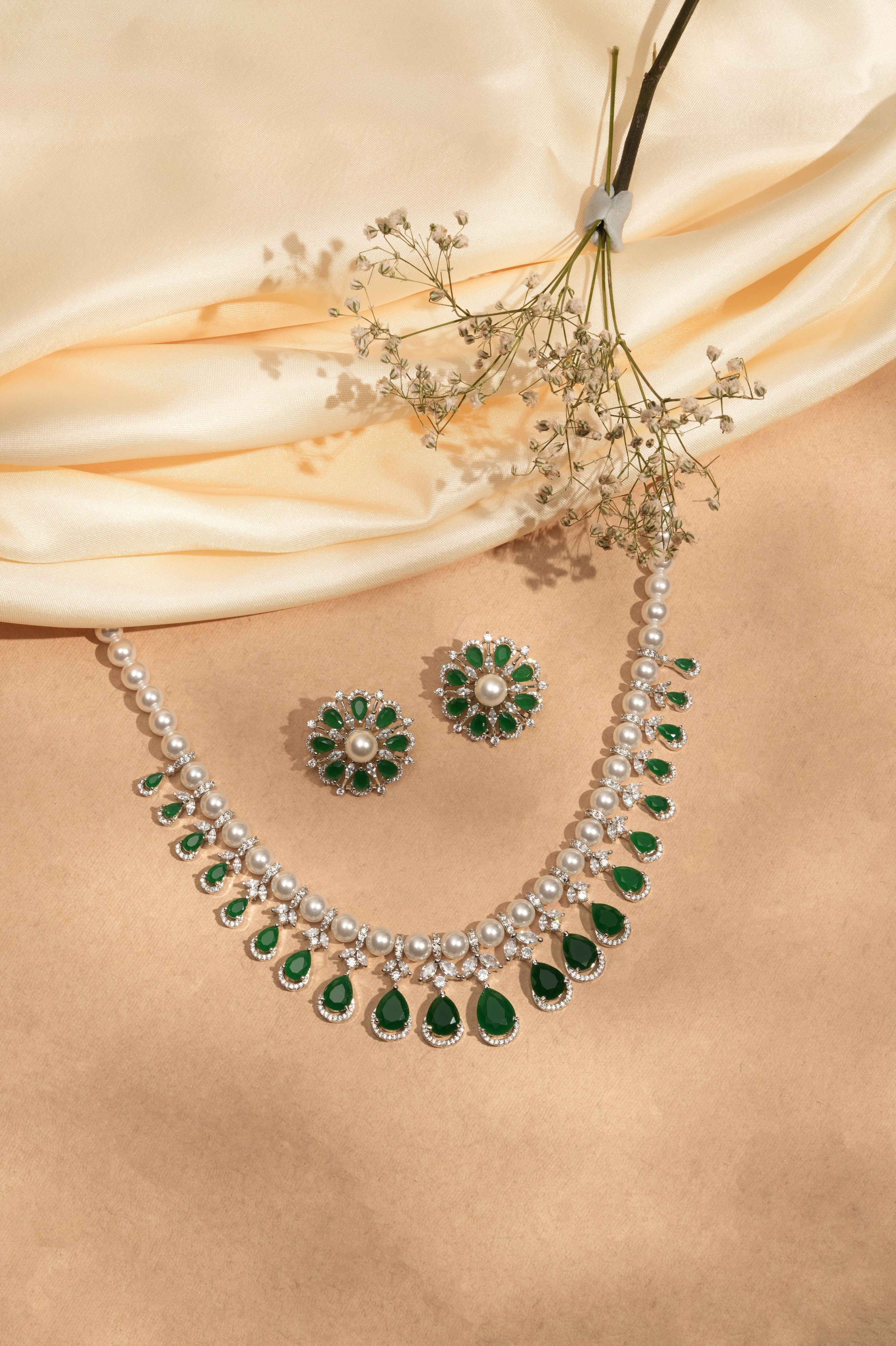 Emerald Green Pearl Glow Necklace & Earrings Set