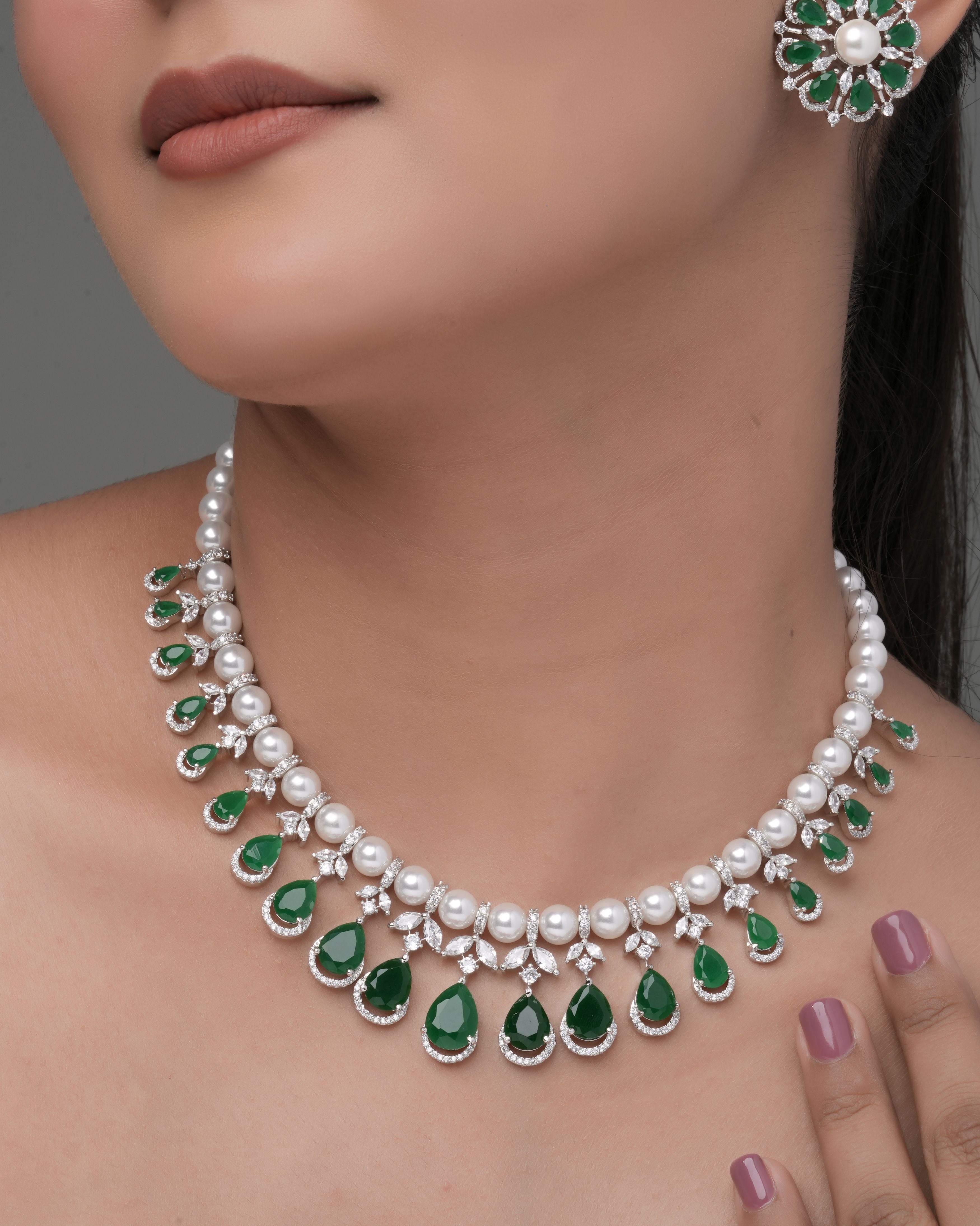 Emerald Green Pearl Glow Necklace & Earrings Set