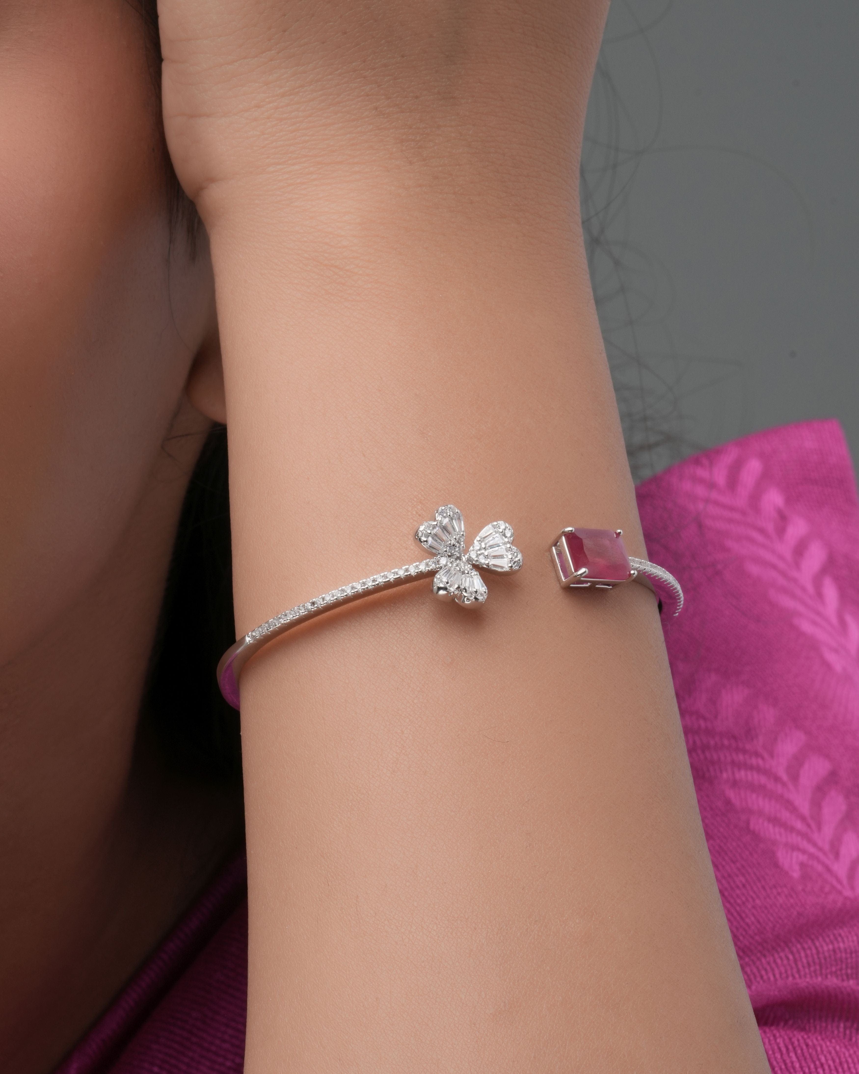 Emerald Clover Charm Open Bangle Bracelet