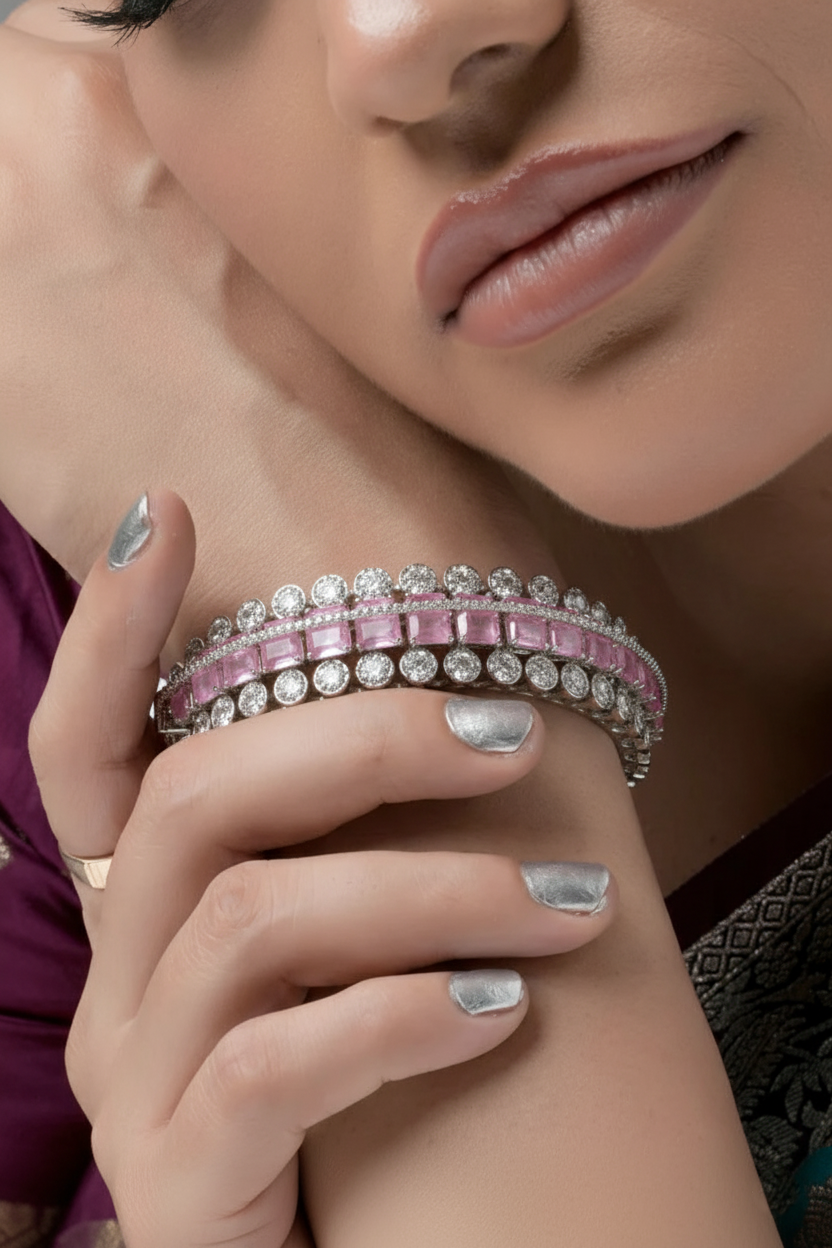 Elegant Radiance – Luxe Semi precious Emerald  Colored Stone Inlay Openable Braclet with CZ