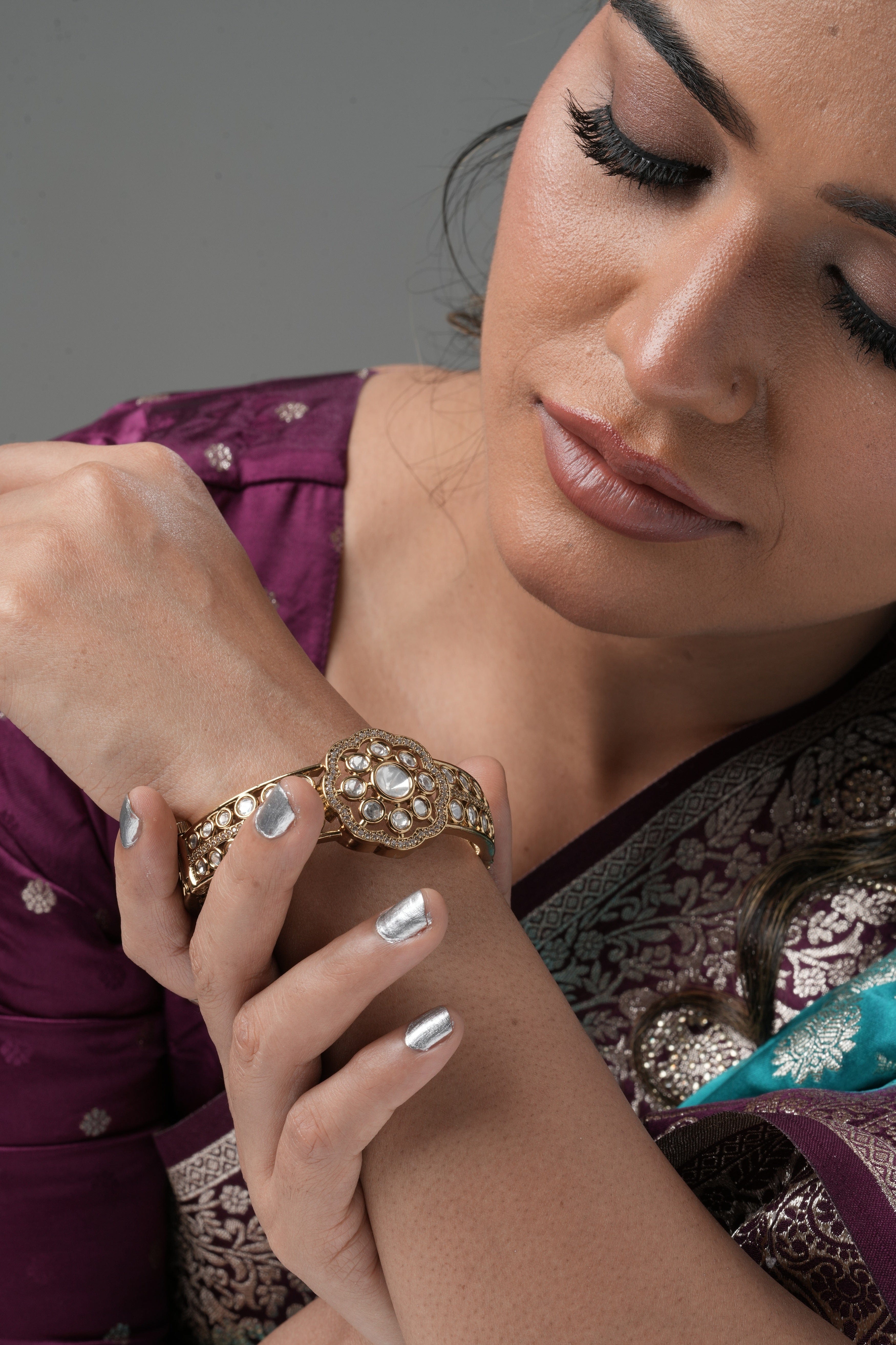 Mataari Bracelet,Bangles Brilliant Crystal Cluster Bracelet
