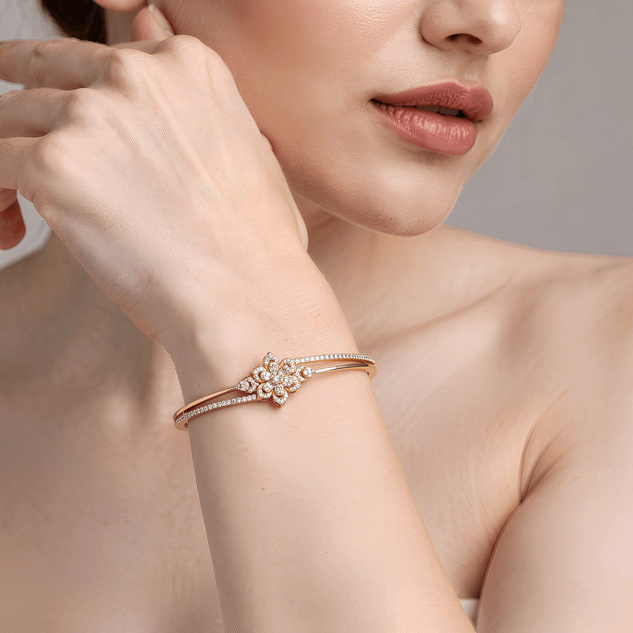 Mataari Bracelets Gold Plated Cubic Zirconia Flower Minimalist Bracelet
