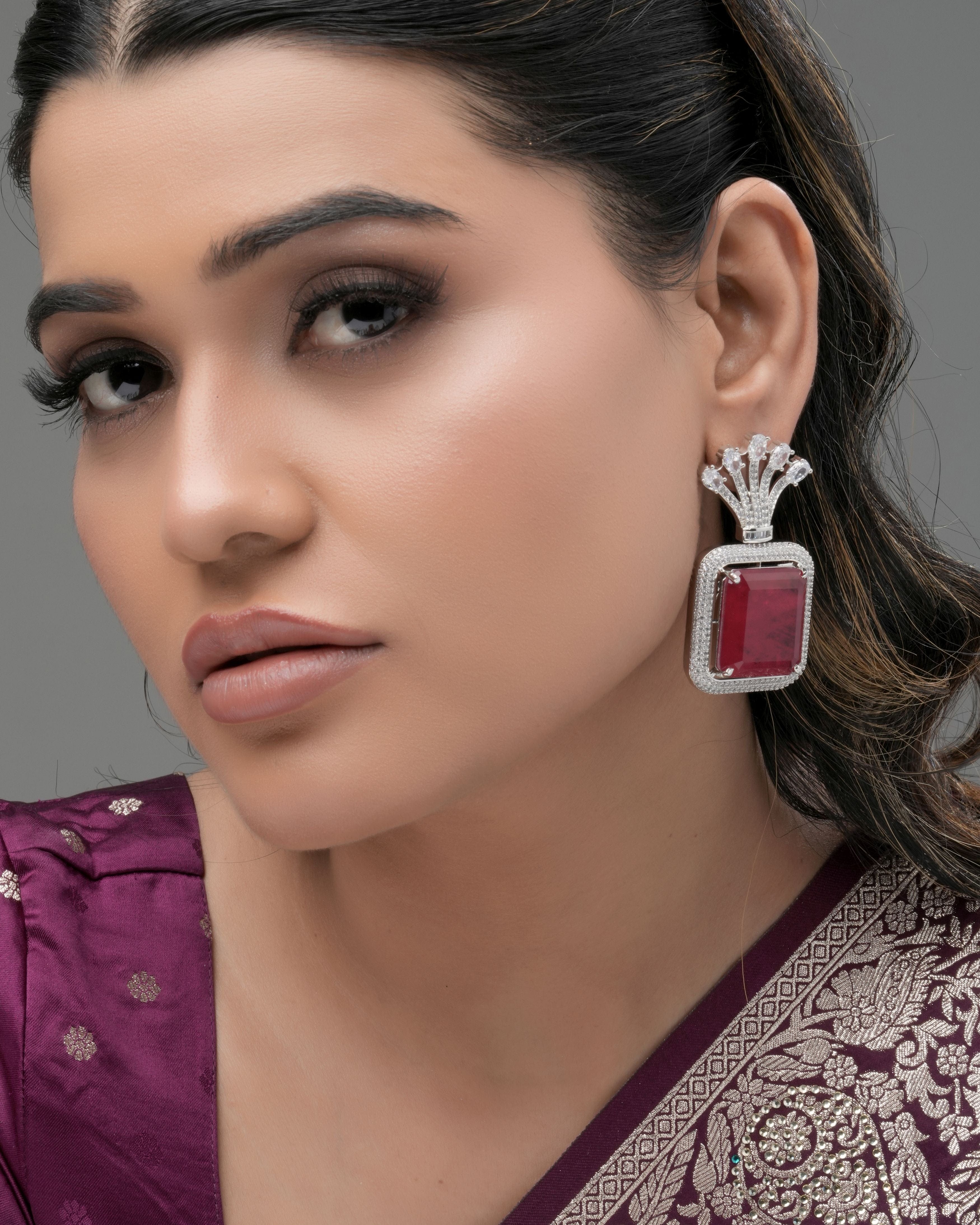Mataari Earrings Emerald Green Square-Cut Statement Earrings