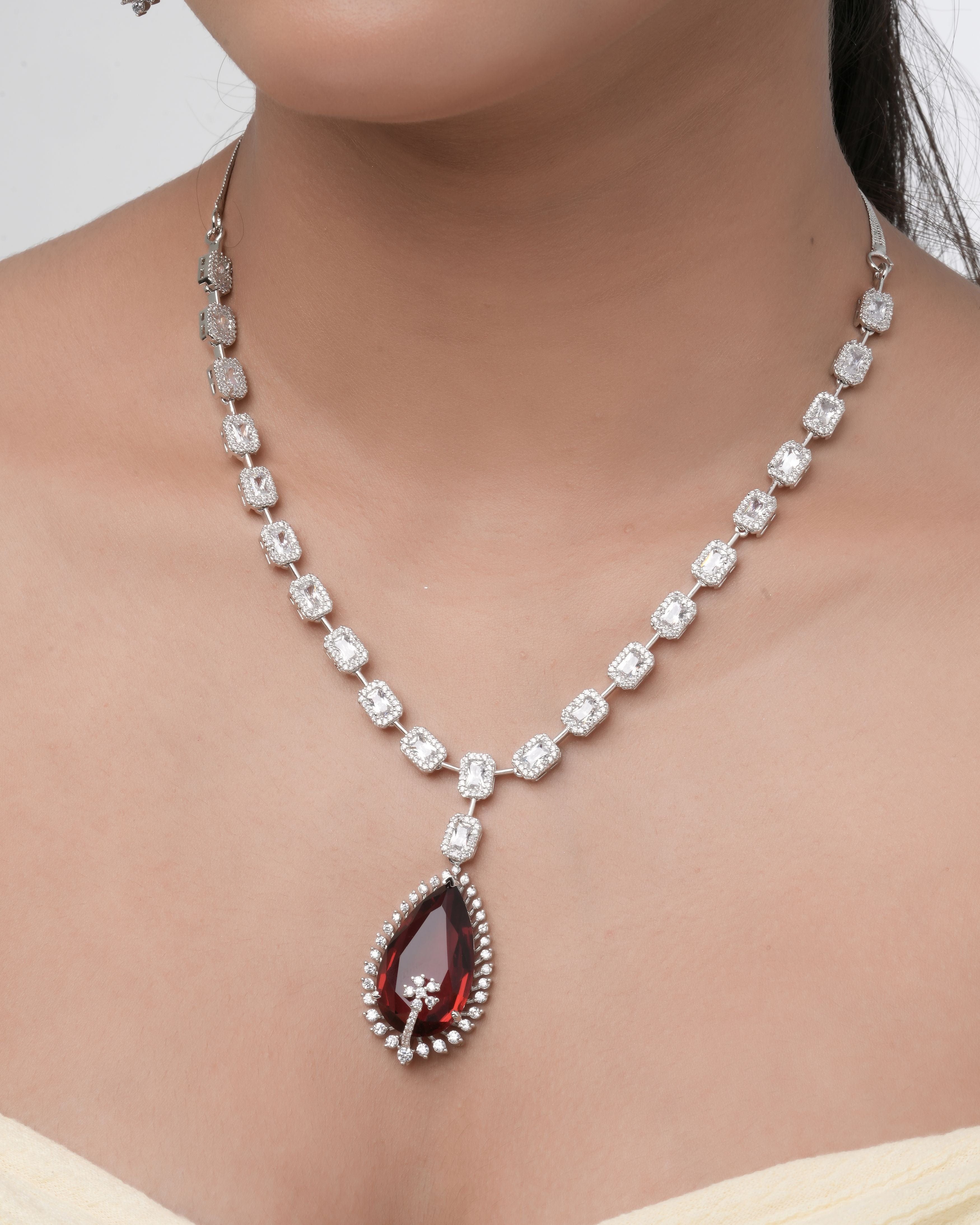 Mataari Necklaces Elegant Green Teardrop Necklace & Earrings Set – Crystal Studded Statement Jewelry