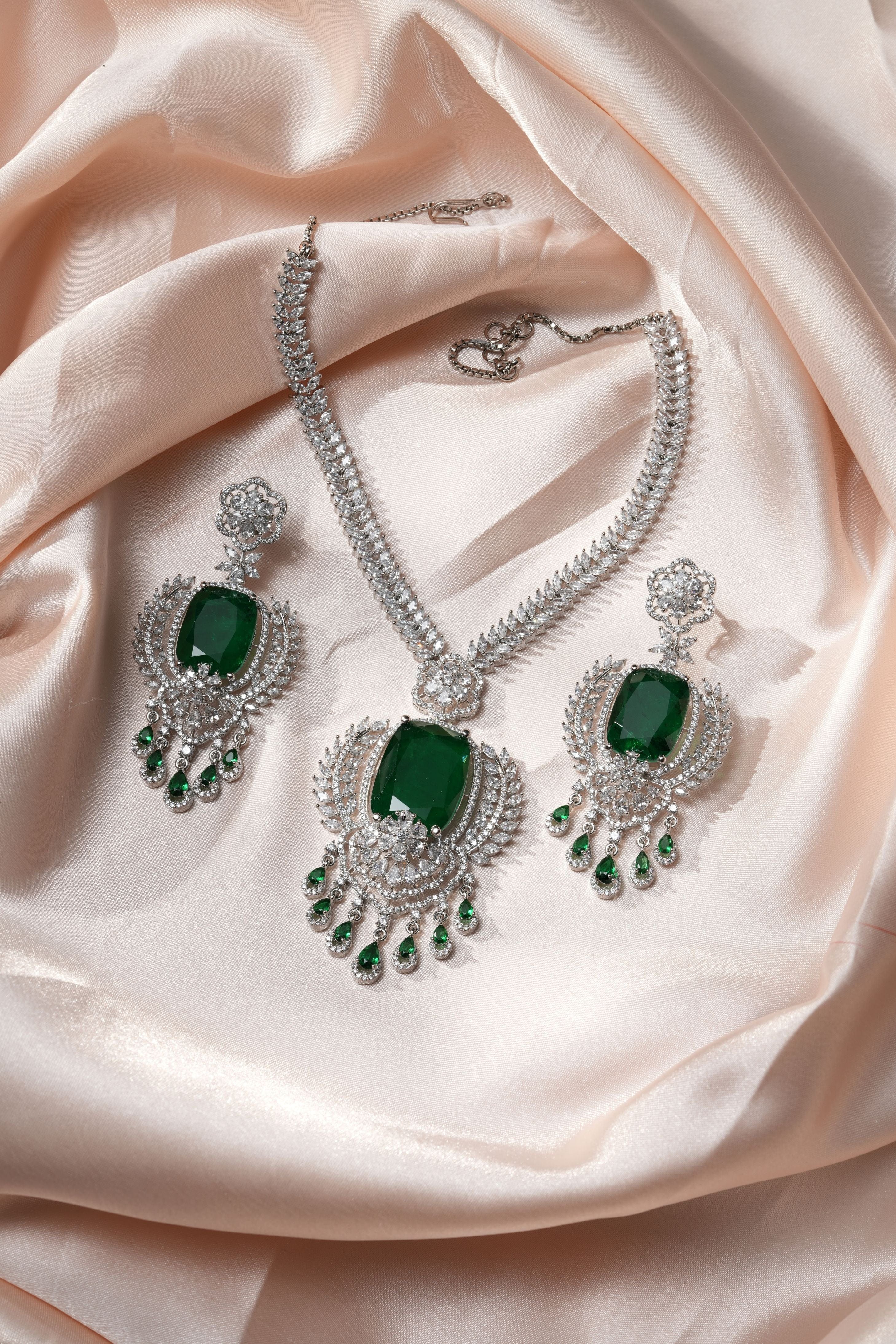 Mataari Necklaces Emerald Green Oval Pendant Necklace with Silver | Rhodium | Indian Jewelry | Mataari