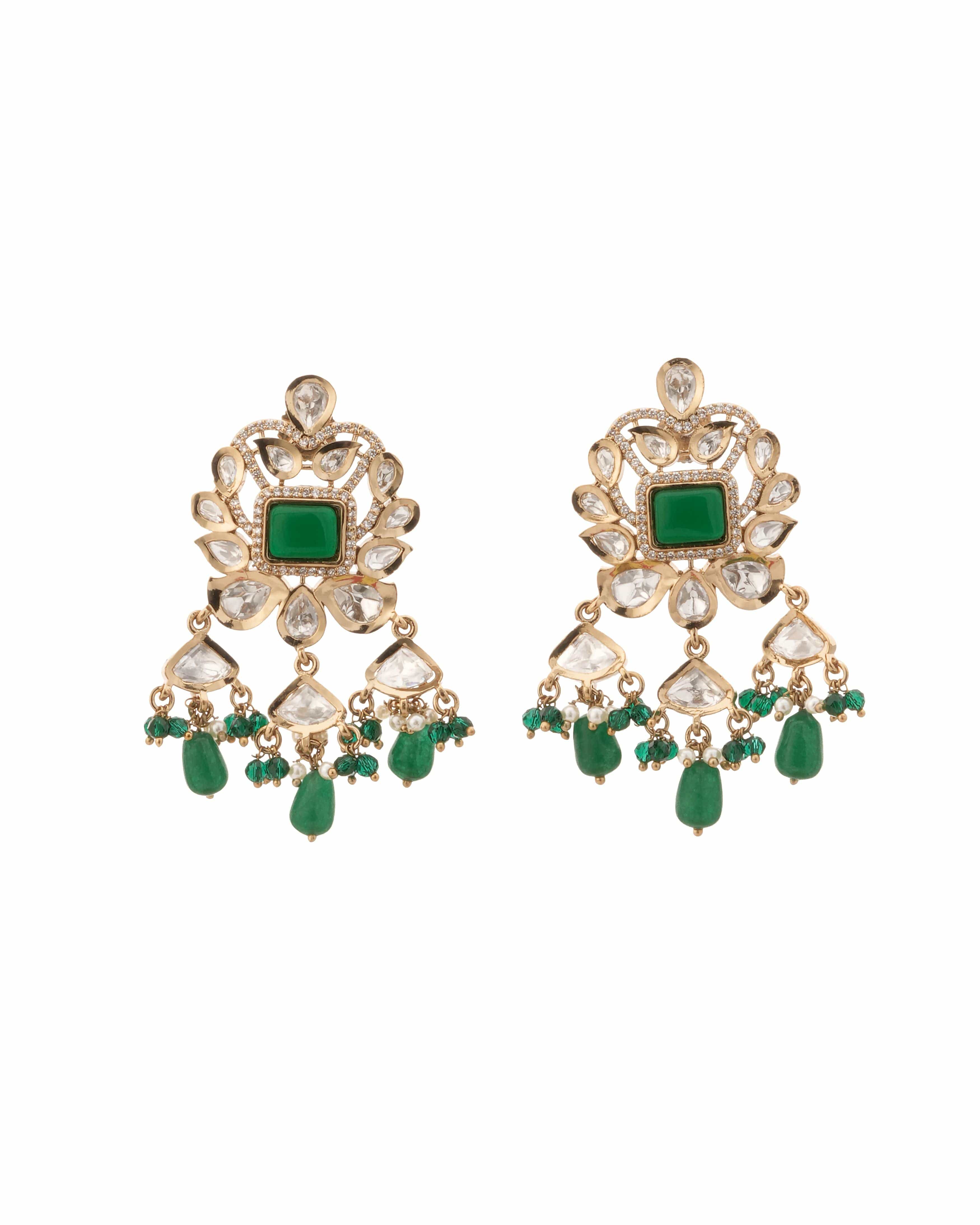 Mataari Necklaces Emerald Majesty Kundan Pearl Choker & Earring | Gold Tone | Indian Jewelry | Mataari