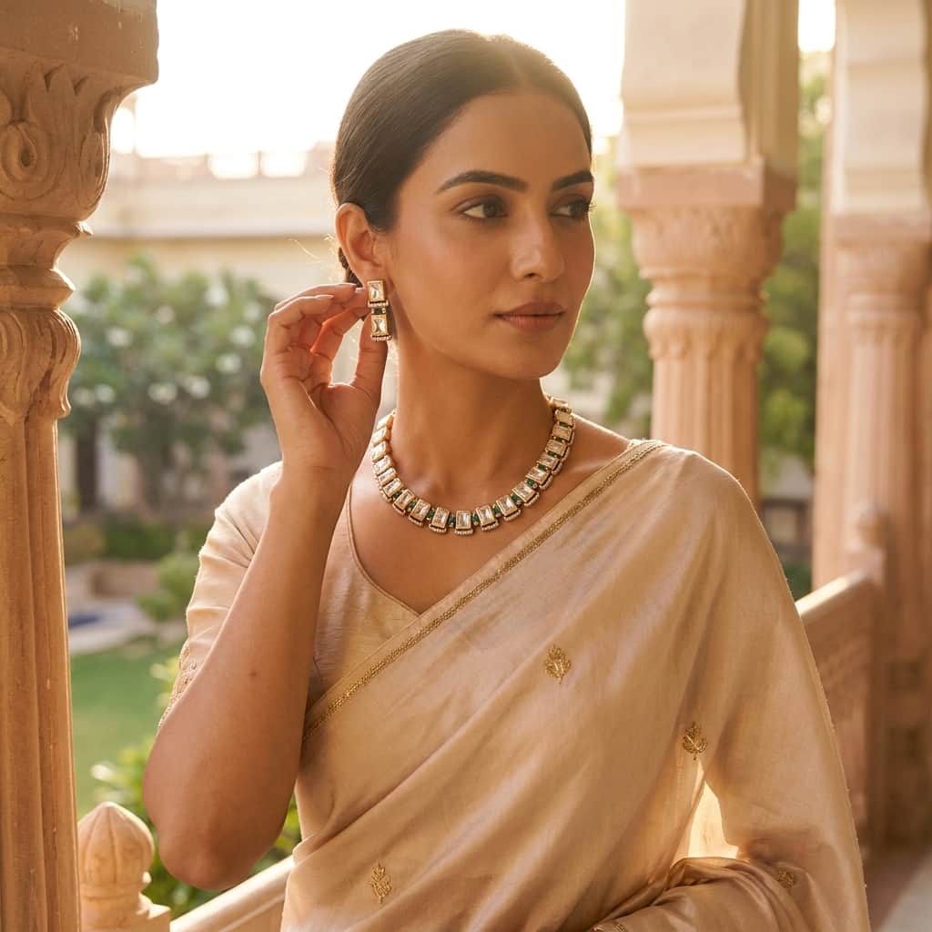 Mataari Necklaces Emerald Square Kundan Polki Solitaire Bridal Moissanite Necklace