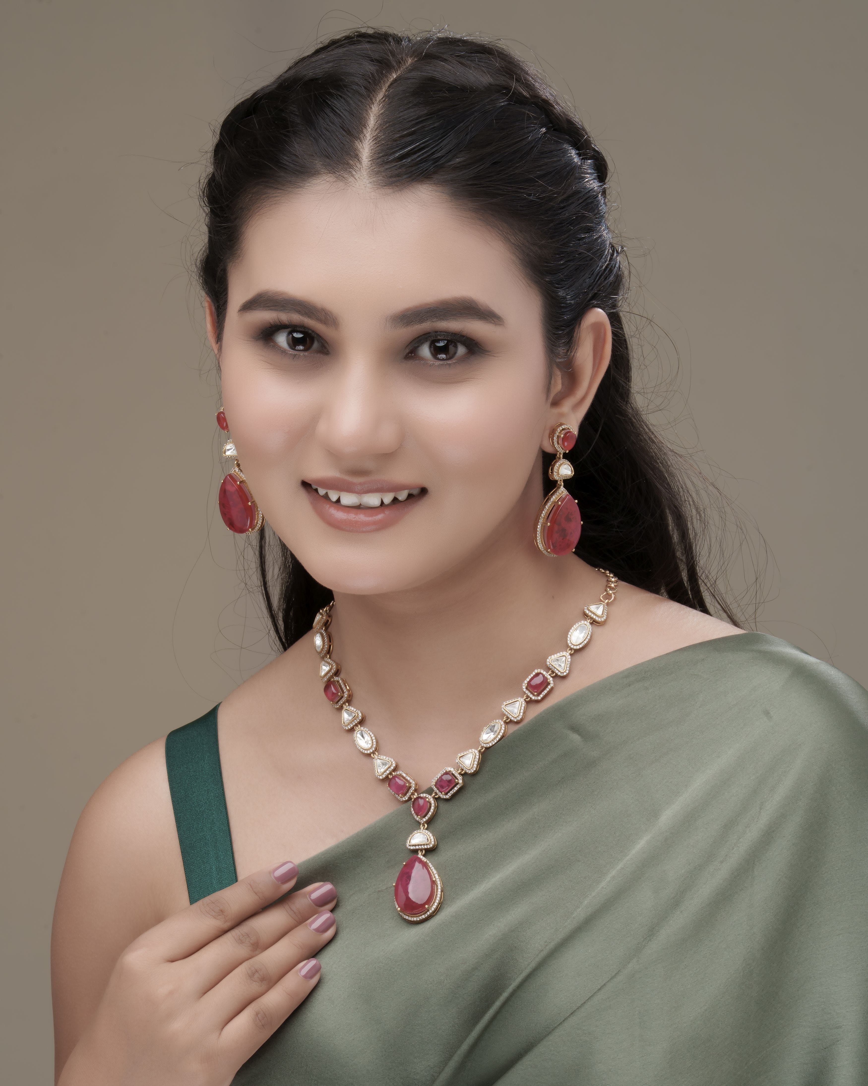 Mataari Necklaces Fuchsia Fantasy Gold‑Tone Teardrop Necklace with Matching | Gold Tone | Indian Jewelry | Mataari