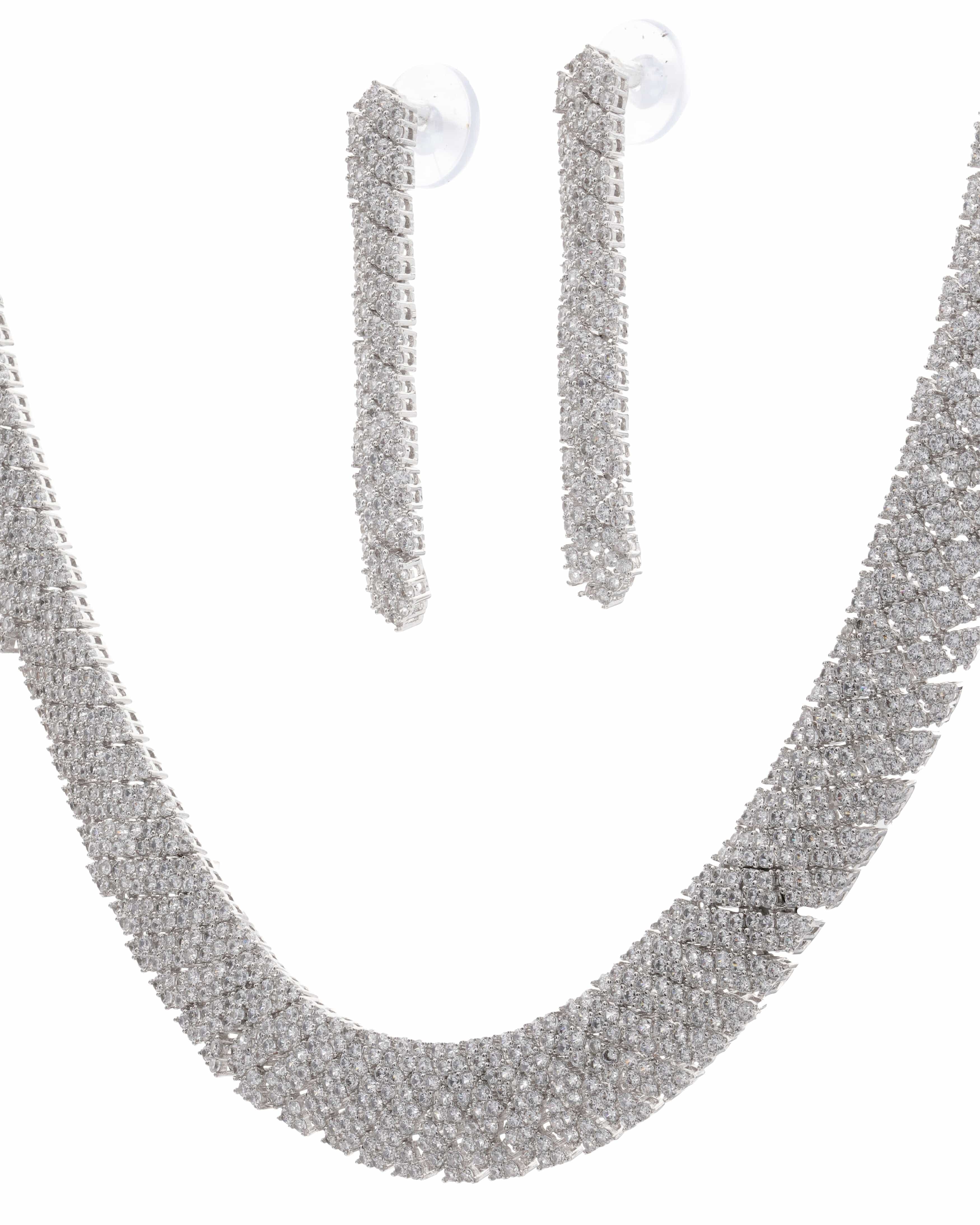 Mataari Necklaces Glacier Diamond Mesh Choker Set – Statement Elegance