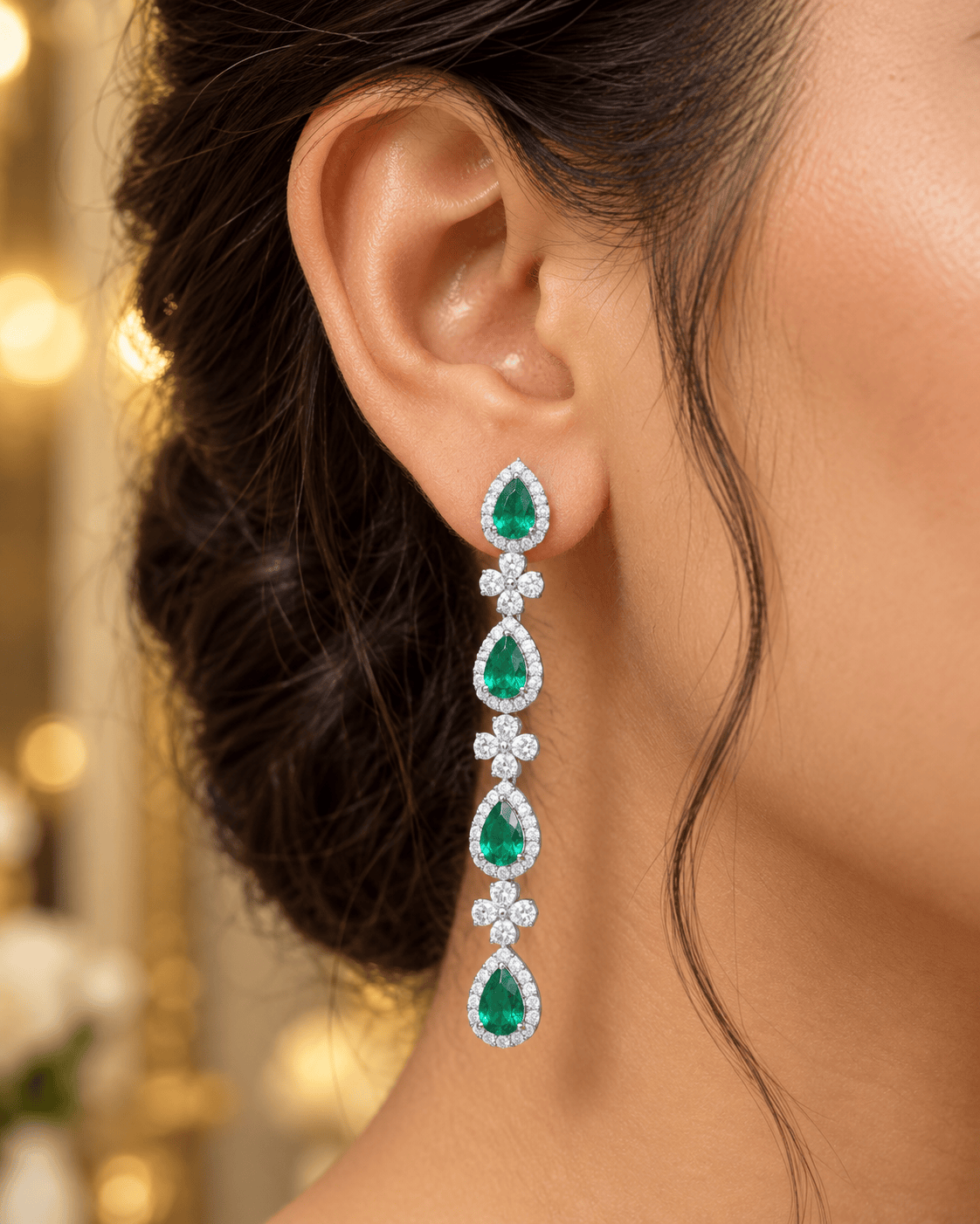 Mataari Necklaces Silver Plated Teardrop Crystal Cubic Zirconia Solitaire Necklace for Brides