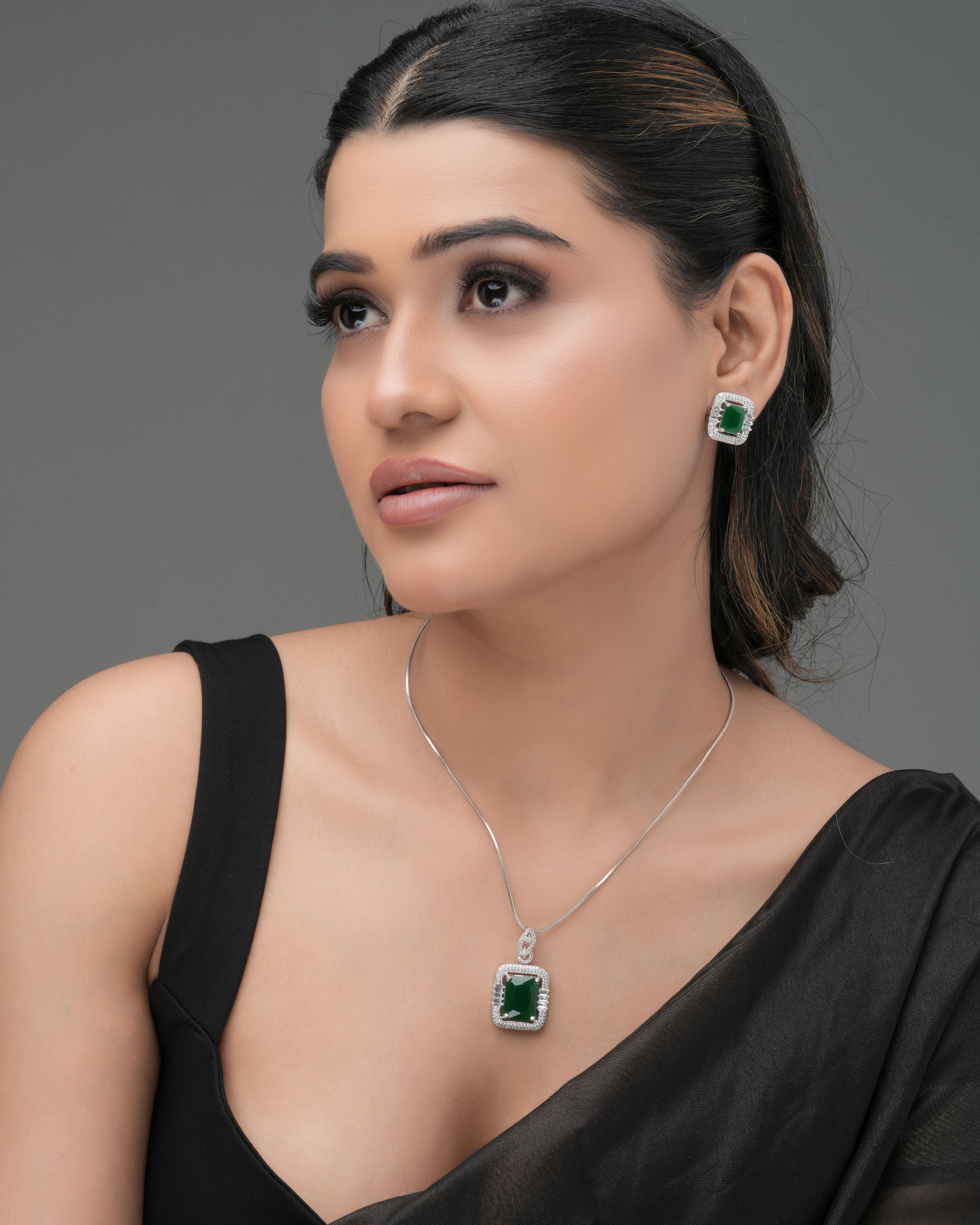 Mataari Pendants Emerald Prism Baguette Pendant & Earring Set