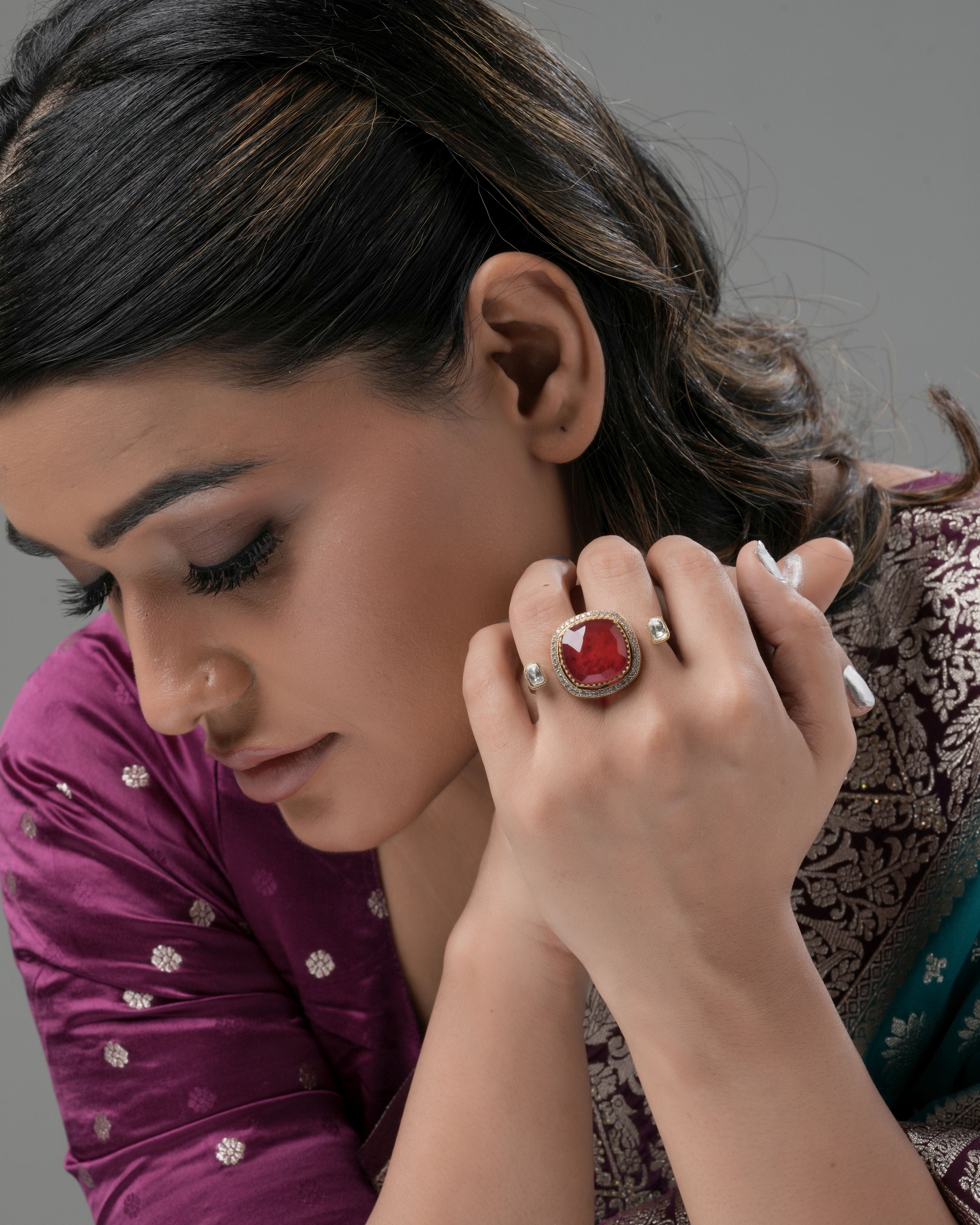 Mataari Ring Avant-Garde Radiance: Dual Halo Pink Ring