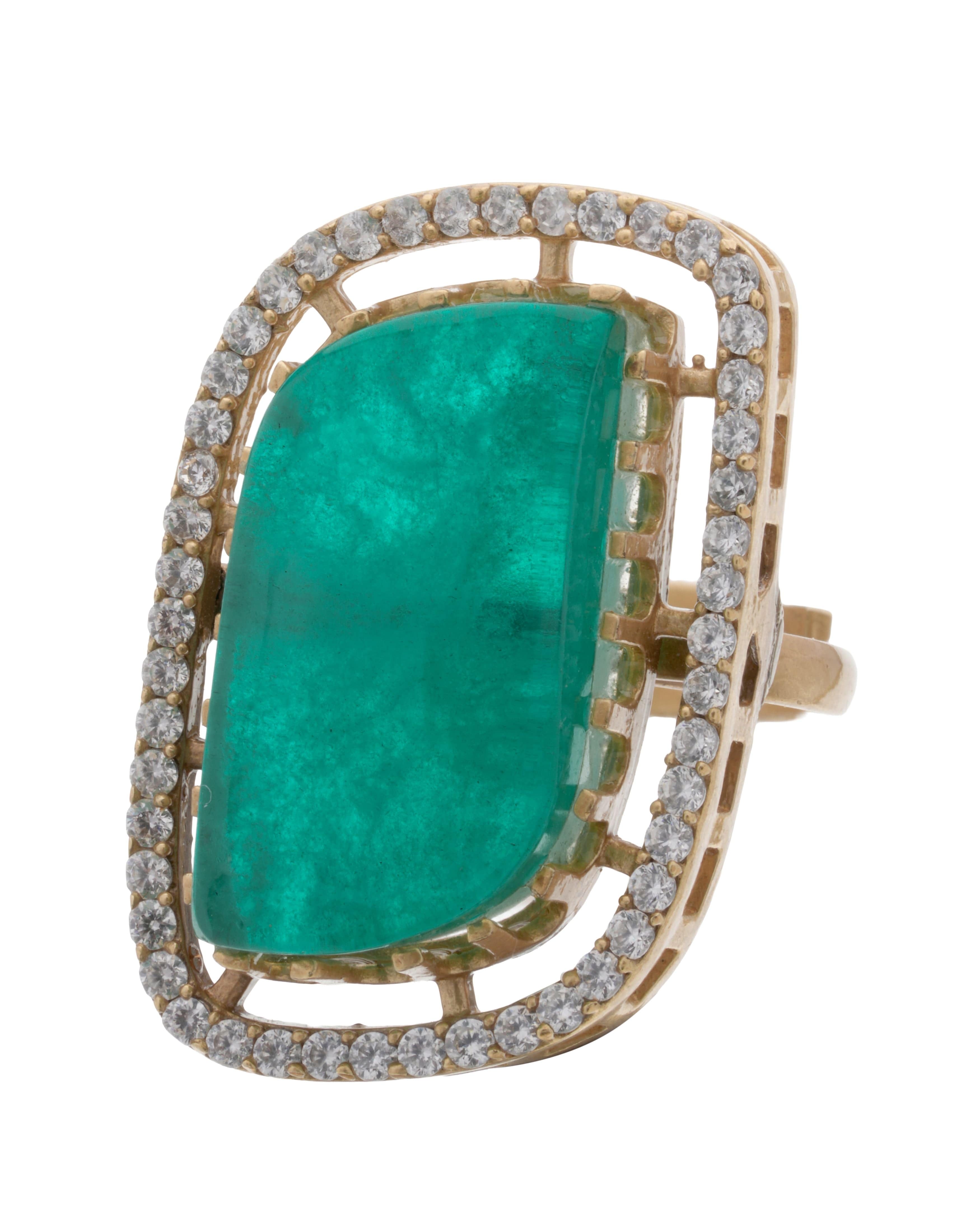Mataari Ring Regal Radiance: Emerald Majesty Gold Ring