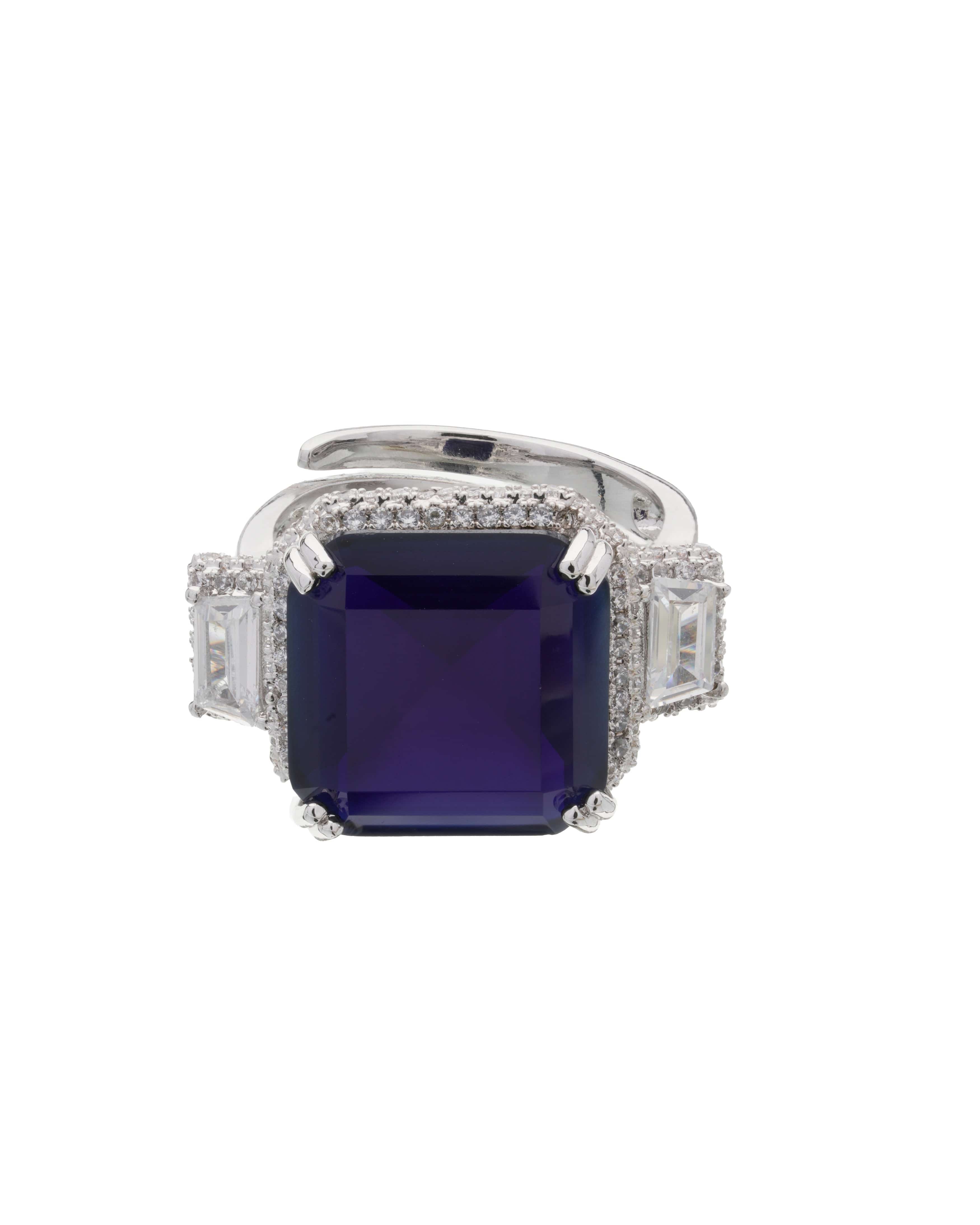 Mataari Rings Essence Adjustable Baguette Ring