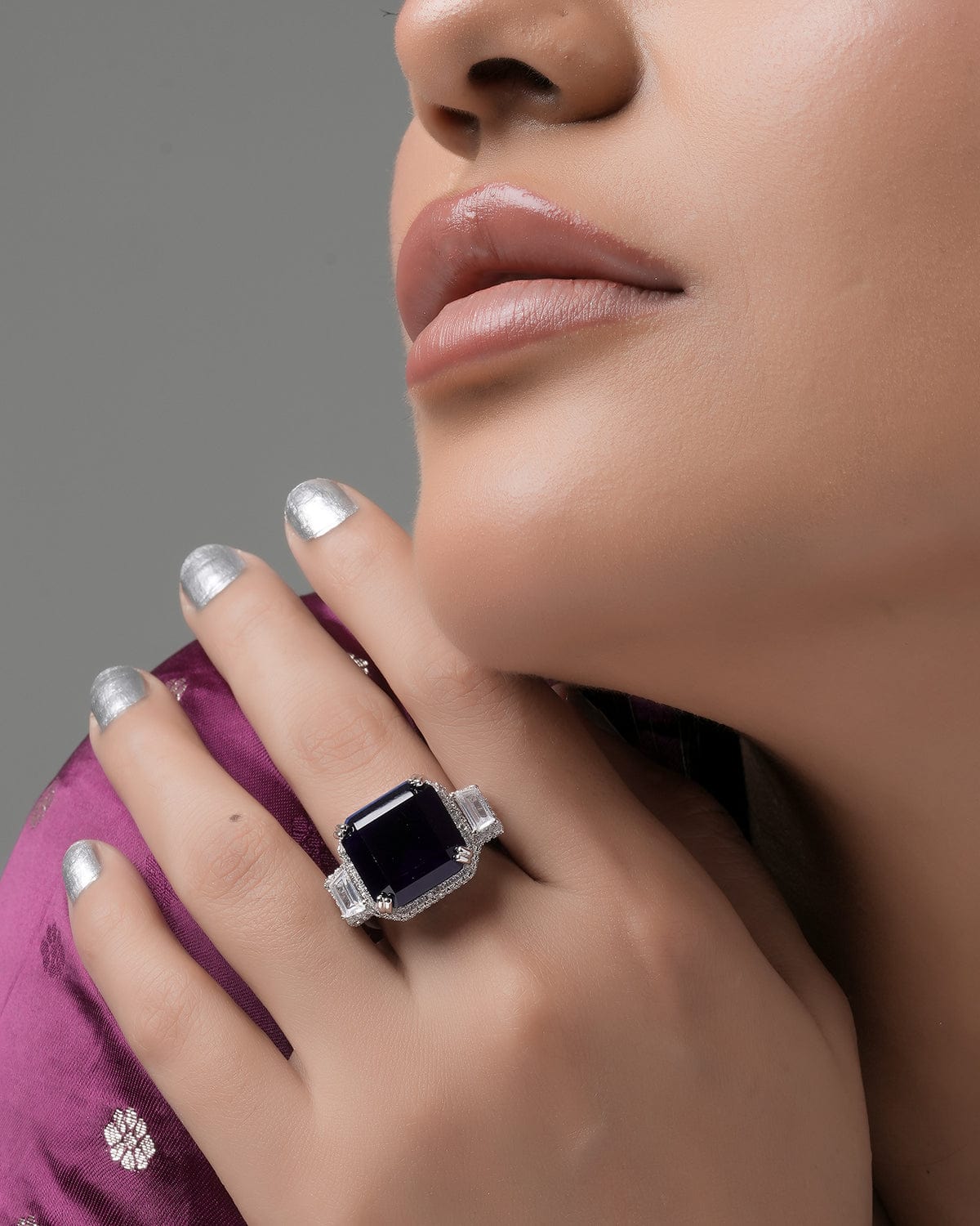 Mataari Rings Essence Adjustable Baguette Ring