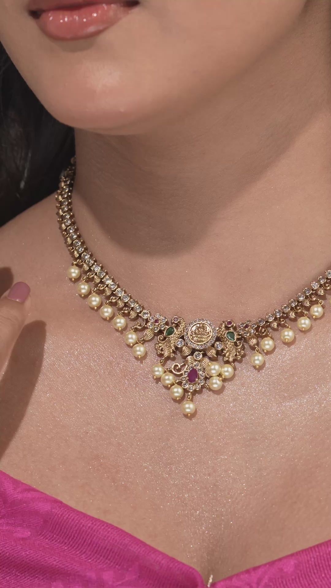 Temple Necklace & Pearl Drop Earrings Set