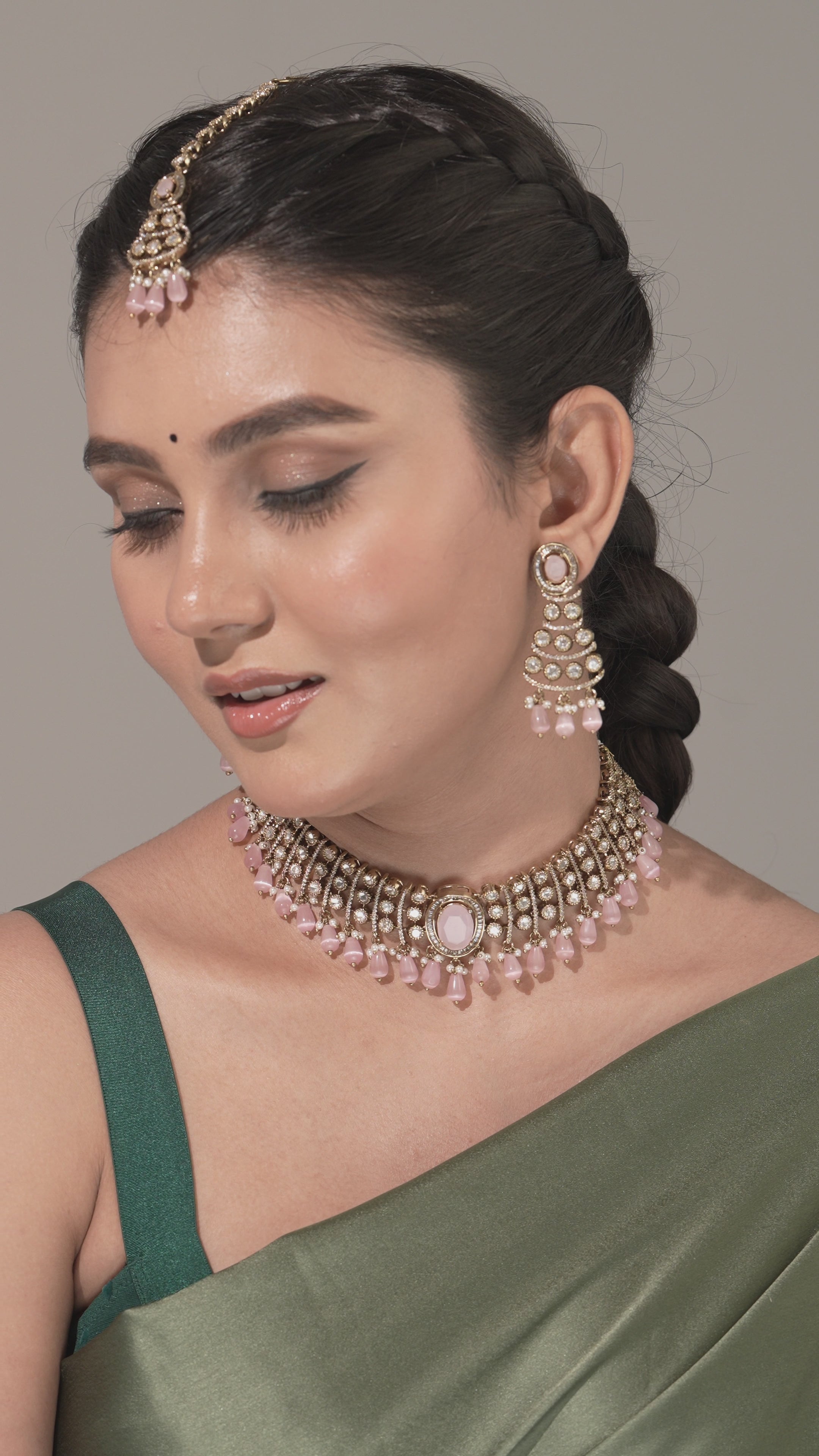 Rose Dewdrop  Mona Lisa Stone Moissanite  Choker Set with Maang Tikka